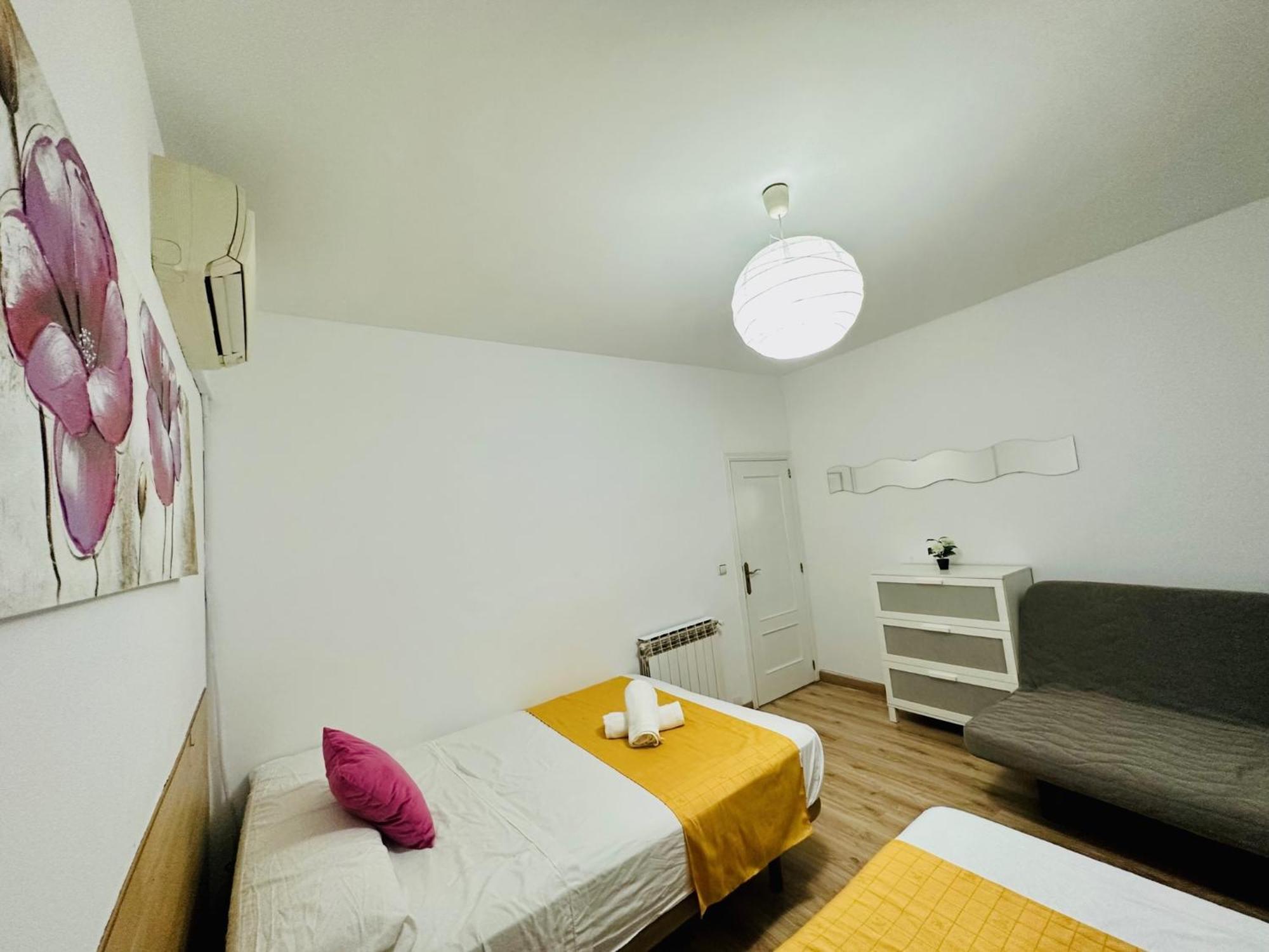 Punta Me Rooms In The Best Location Of Madrid Downtown Экстерьер фото